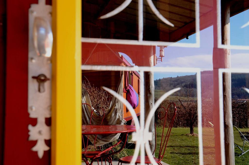 La Roulotte De La Fay Dompierre-les-Ormes Quarto foto
