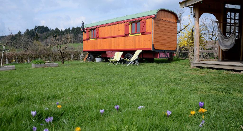 La Roulotte De La Fay Dompierre-les-Ormes Quarto foto